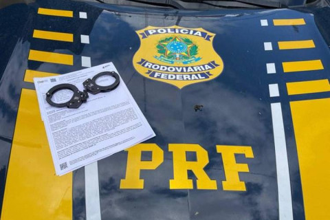Procurado por homicídio é detido pela PRF em Petrolina